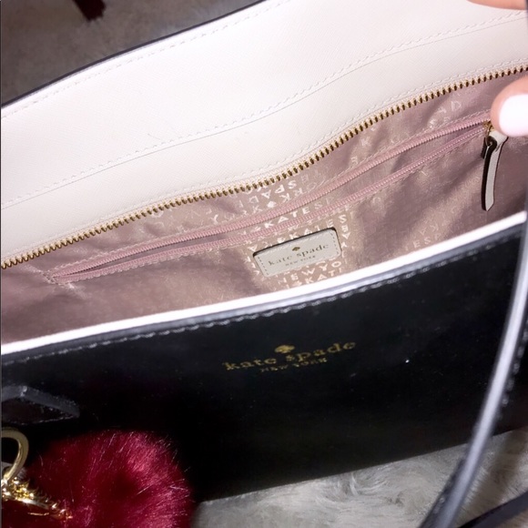 Kate Spade Tote - Picture 4 of 8